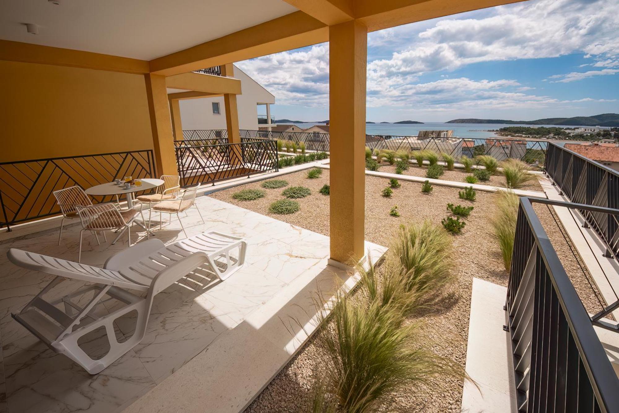Mediterana Art Deco Resort (Adults Only) Šibenik Dış mekan fotoğraf